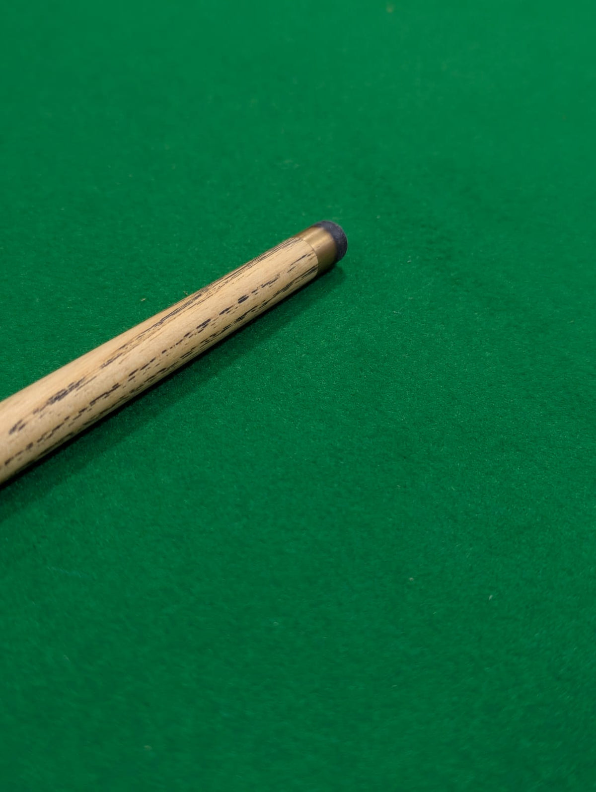 BLP ONE PC SNOOKER CUE