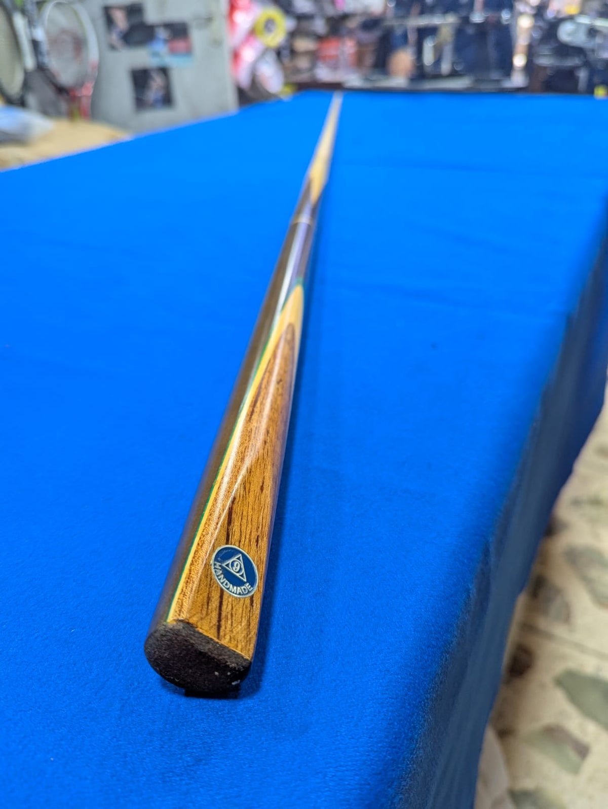 SNOOKER SHORT HANDLE CUE