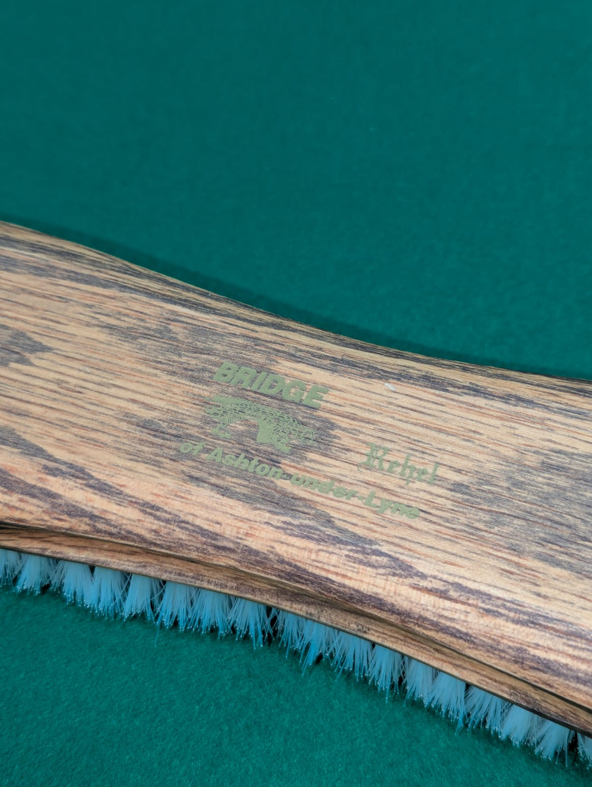 BRIDGE SNOOKER BILLIARDS CLOTH CLEANING BURSH
