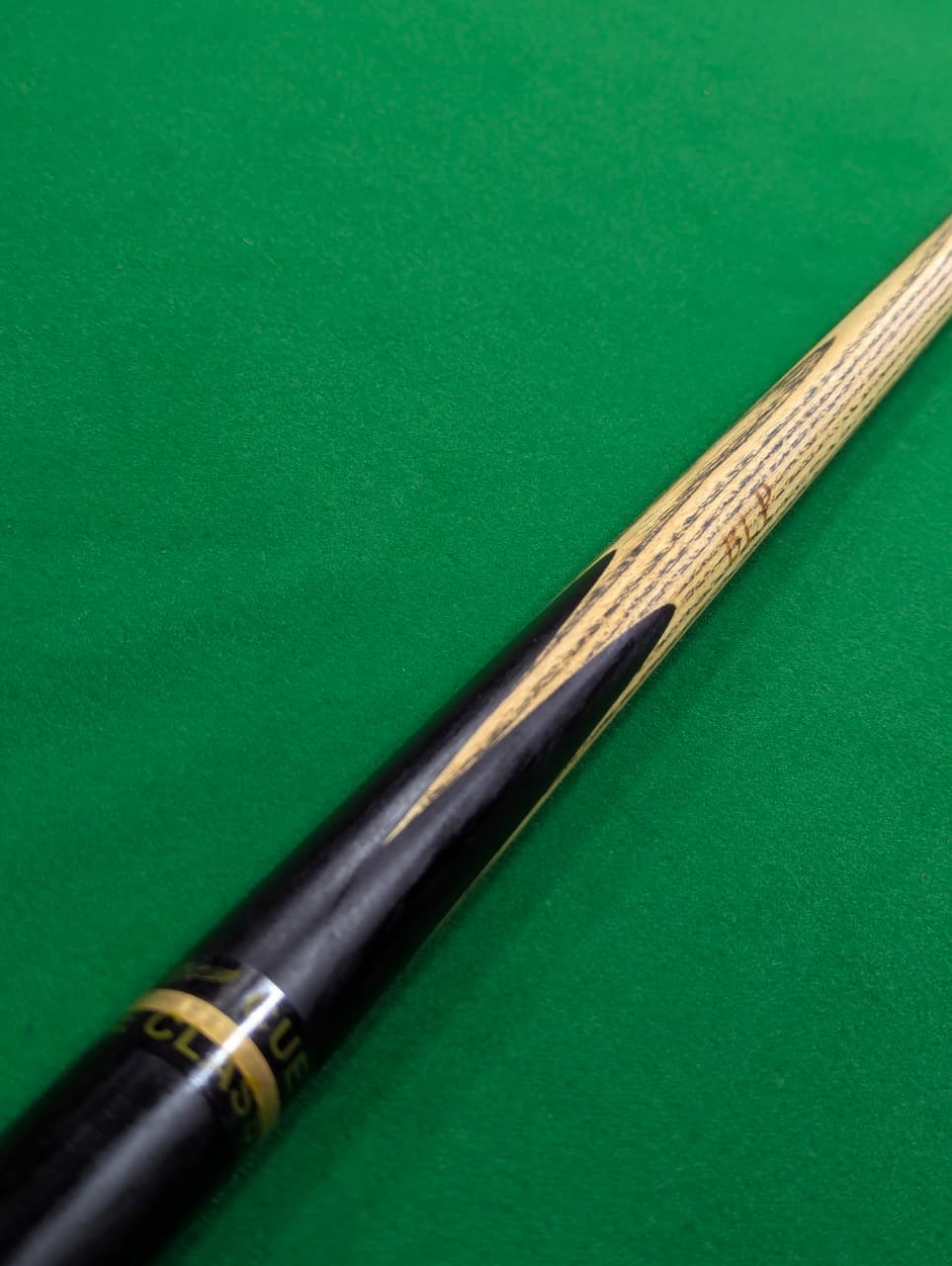 BLP THREE PC SNOOKER CUE